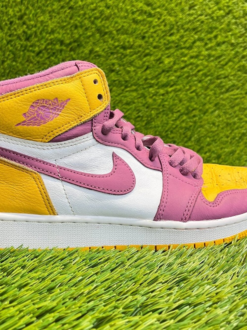 Nike Air Jordan 1 Retro Girls Size 6.5Y Yellow Pink White Athletic Shoes Sneaker